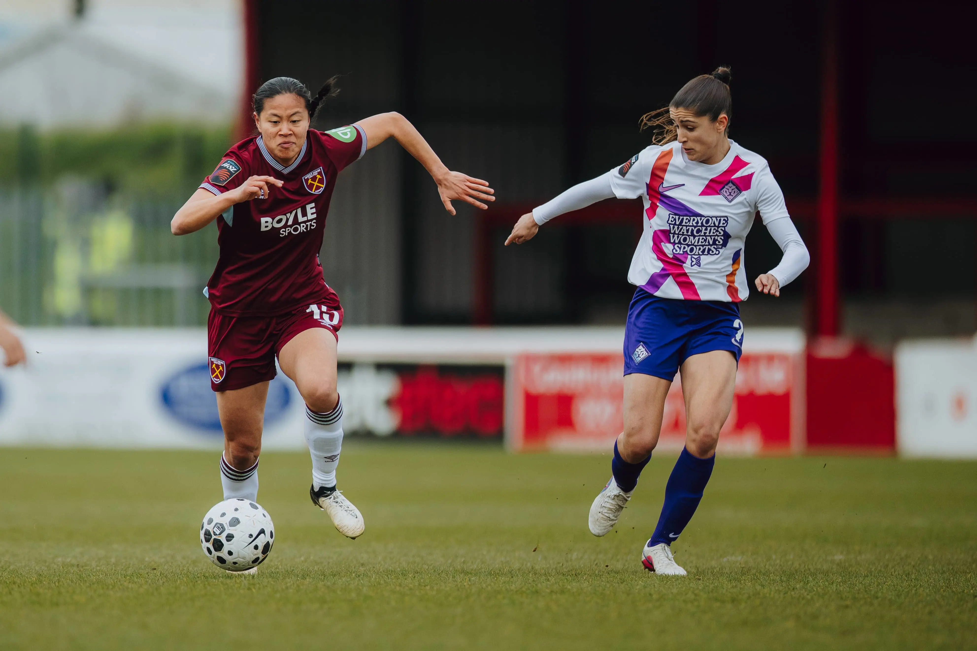 Siren Stunner Earns West Ham Vital Point in Relegation Battle